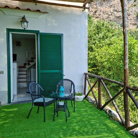 La Casetta Nel Bosco, Amalfi Buitenkant foto